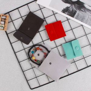Bolsa de Terciopelo Personalizada al por Mayor con Botón de Cierre para Joyas: Pendientes, Collares, Pulseras, Broches, Anillos, Relojes, Piedras Preciosas, Reciclable - Product Image 4