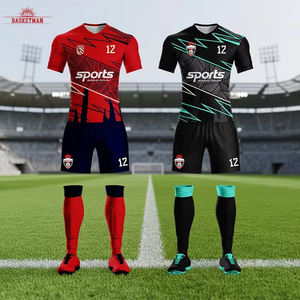 工場直販 高品質 カスタム ユースサッカーチーム用ユニフォーム 昇華プリントジャージ 名入れ可能 ショーツセット 小ロット対応 - Product Image 1