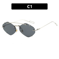 Nouvelles Lunettes de Soleil Sans Monture Diamant Irrégulier 2026, Verres Taillés Tendance Style Européen Y2K Hot Girl, Protection UV400