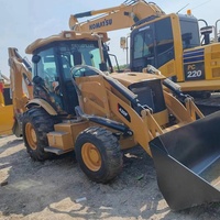 Chargeuse-pelleteuse CAT 420F IT d'origine américaine, godet de 0,96 m³, vitesse routière de 40 km/h, faible nombre d'heures, matériel de construction à vendre