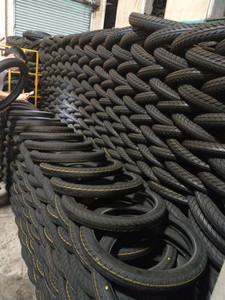 Fournisseur d'usine au Vietnam, pneus de scooter électrique 100/90-14, 14 pouces, nouveaux pneus de moto en caoutchouc naturel, grossiste en carcasses de pneus - Product Image 6