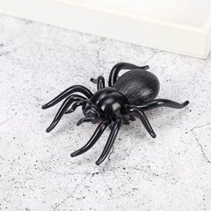 Offre Spéciale <span class=keywords><strong>2023</strong></span> : Jouets Farces et Attrapes Halloween – Araignée Horrifique en PVC, Insectes Fantaisie Amusants pour Adultes, Blagues pour Enfants - Product Image 2