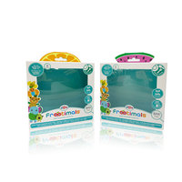Caja de papel ecológica de diseño personalizado OEM con ventana transparente y orificio para colgar para juguetes de niños y caja de embalaje de productos para bebés