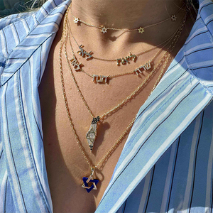 Ciondolo Gemnel Mappa della Terra d'Israele con Diamanti e Zaffiri, Collana con Pendente Placcato Oro 14K, Design con Zirconia Blu e Charm Stella di David - Product Image 4