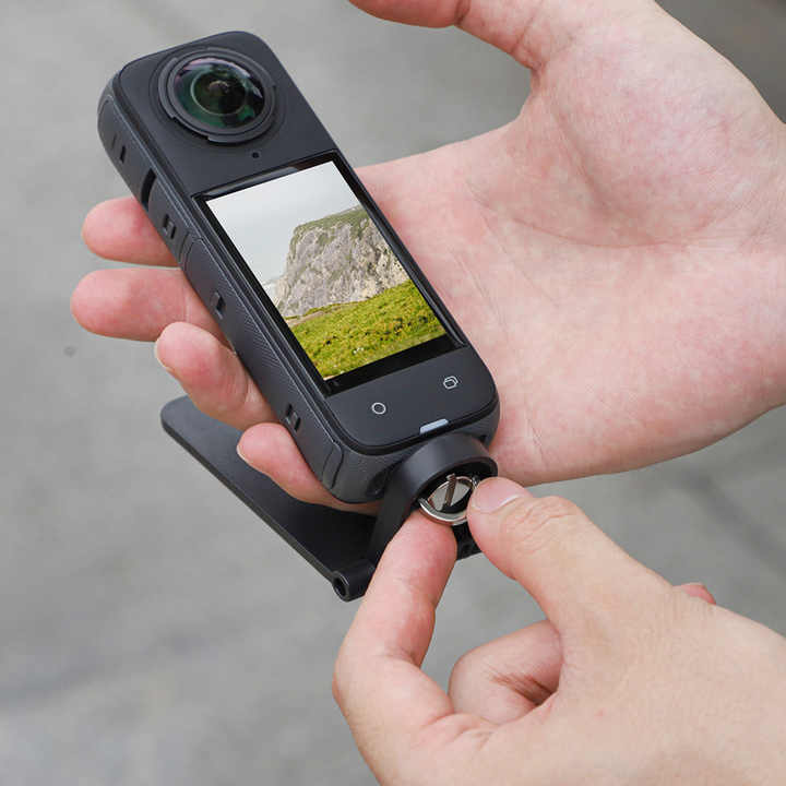 インスタ360x4 保証書あり （X4を購入 - 8K 360度アクションカメラ 