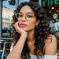 Gafas de Sol de Diseño Retro de Lujo para Mujer, Montura Óptica Cuadrada Pequeña con Remaches, Protección UV400, Bloqueo de Luz Azul