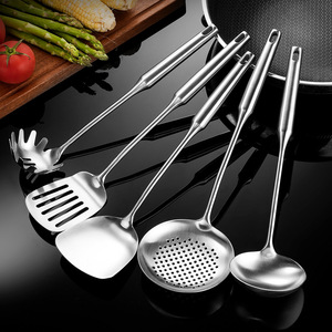 طقم أدوات مطبخ أنيق من الفولاذ المقاوم للصدأ 304، آمن للغسل في غسالة الأطباق، يشمل مغرفة ووك وملعقة تقليب معدنية عالية الجودة - Product Image 3