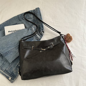Women's Multifunctional Crossbody Bag 2024 Autumn Collection Retro-Style Large-Capacity <b>Convertible</b> <b>Backpack</b> Shoulder Bag - Product Image 2