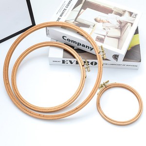 <span class=keywords><strong>Macramé</strong></span> artisanat broderie cercle couture affichage cerceau hêtre <span class=keywords><strong>bois</strong></span> broderie cadre capteur de rêves décor à la maison <span class=keywords><strong>anneau</strong></span> <span class=keywords><strong>en</strong></span> <span class=keywords><strong>bois</strong></span> - Product Image 5