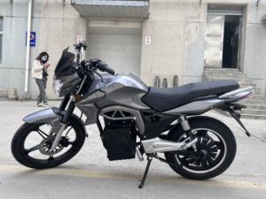 Fabriqué en Chine <span class=keywords><strong>2023</strong></span> pour Aldut 2 personnes 2000welectric Motorcycle Range80km - Product Image 2