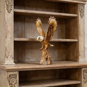 Scultura Realistica di Aquila Calva in Resina con Ali Aperte, Texture Vintage di Intaglio del Legno, Statua Artigianale Appollaiata su Base in Legno Fluttuante - Product Image 2