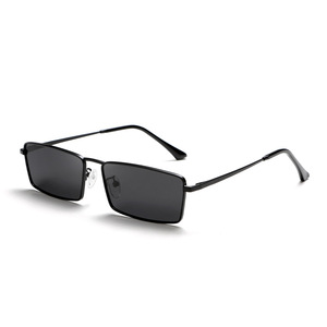 Lunettes de soleil carrées Greyjack 59 mm, monture en métal, protection UV400, style streetwear unisexe - Product Image 4
