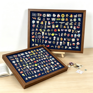 Nuevo 2026: Insignia de metal esmaltada personalizada, pegatinas 3M para fundas de teléfono, pegatinas metálicas para teléfonos, diseño de dibujos animados personalizado de marca - Product Image 1