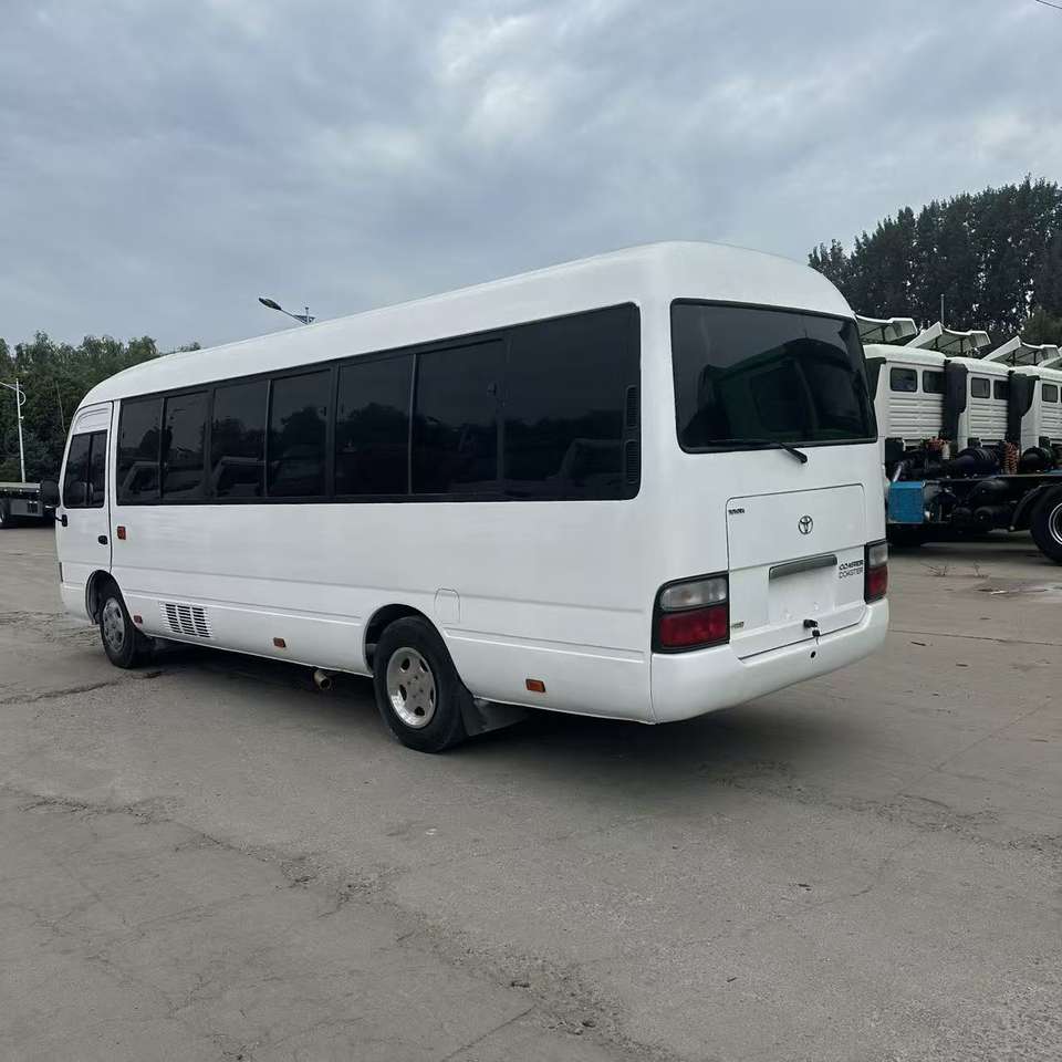 China Durable Second Hand High Quality toyota coaster 30seats diesel ...