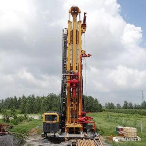 Çin'in yeni üst sürücü Coring sert kaya çamur/hava sondaj makineleri 700m jeolojik su iyi döner teçhizat rekabetçi fiyat motor Cummins motor - Product Image 2