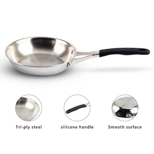 กระทะสแตนเลสสามชั้นมีด้ามจับซิลิโคนเหมาะสำหรับเตาทอดกระทะ - Product Image 3