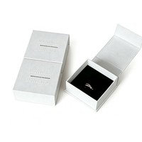 Boîte à bijoux magnétique à rabat, style livre, emballage en papier rigide, boîte cadeau pour collier, bague, boucles d'oreilles, montre