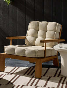 <span class=keywords><strong>Chaise</strong></span> d'extérieur confortable et durable toutes saisons pour jardin et terrasse, avec cadre large, pieds en <span class=keywords><strong>teck</strong></span>, dossier à lattes et <span class=keywords><strong>coussin</strong></span> capitonné couleur sable - Product Image 4