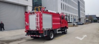 Camion-citerne à eau Dongfeng 4500L, véhicule de lutte contre les incendies diesel pour secours d'urgence avec pompe à incendie pour la lutte contre les incendies communautaires et forestiers