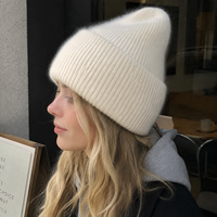 Bonnets unisexes en tricot acrylique côtelé, chauds pour l'hiver, brodés, classiques, tendance pour femmes et hommes, logo personnalisé, design de luxe