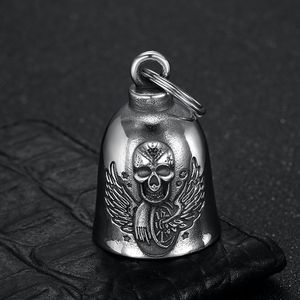 Colgante de acero inoxidable con forma de calavera y alas, campana protectora, estilo retro, adorno para coche, uso diario - Product Image 4