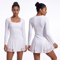 Robe décontractée d'extérieur pour femme avec logo personnalisé, couleur unie, col carré, manches longues, empiècements en maille respirante, séchage rapide, jupe de tennis