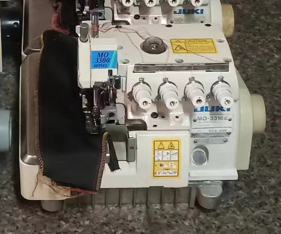 Original Seond Hand Jukis 2300 Four Five Thread Overlock Sewing Machine Good Contdition Jukis Overlock Used Sewing Machine