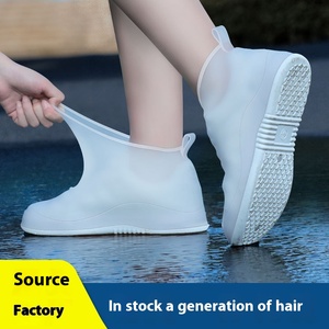 Vente en gros de bottes de pluie imperméables pour hommes et femmes <span class=keywords><strong>Couvre</strong></span>-chaussures de jour de pluie épaissi en silicone antidérapant résistant à l'usure - Product Image 4