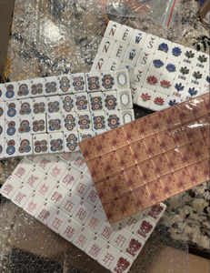 Stock USA : 160 tuiles de mahjong en acrylique de luxe, jeu de mahjong portable, cadeau pour femmes, divertissement, livraison rapide depuis l'entrepôt de LA - Product Image 6