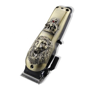 Magia 3D In Metallo Retrò <span class=keywords><strong>Capelli</strong></span> Trimmer Coperchio Caso Tagliatore di <span class=keywords><strong>Capelli</strong></span> Elettrico Della Copertura Posteriore Lion Cranio Tagliatore di <span class=keywords><strong>Capelli</strong></span> Della Copertura Per Il 8148/8591 - Product Image 4