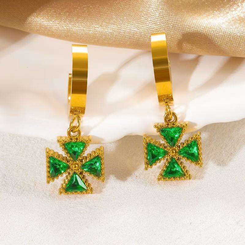 สีเขียว