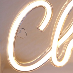 Letrero Luminoso LED USB 3D con Brillo Ajustable y Resistente a la Intemperie para Decoración de Paredes de Bares y Uso en Fiestas - Product Image 4
