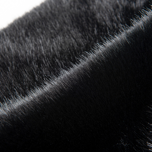 Tessuto in pelliccia sintetica in poliestere 100% di colore nero di pelliccia di visone tessuti in pelliccia di volpe per sciarpe con cappuccio, poncho invernali, pullover da donna - Product Image 2