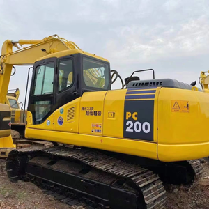 Excavadora Komatsu PC200-7 Usada, Capacidad de Cazo de 0.8m, Peso Operativo de 20 Toneladas, Motor y Caja de Cambios de Alto Rendimiento y Estabilidad - Product Image 2