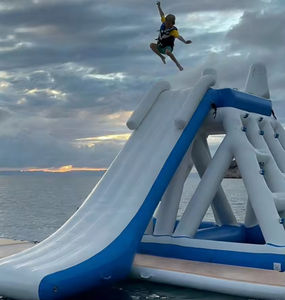 Toboggan gonflable Aquac pour yacht, toboggan gonflable, équipement aquatique gonflable portable pour la mer - Product Image 1