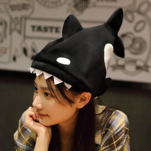 Anniversaire Performance Props Électrique Cosplay Carnaval Queue Moving Shark Cap Adorable Shark Party Hat avec Chansons - Product Image 3