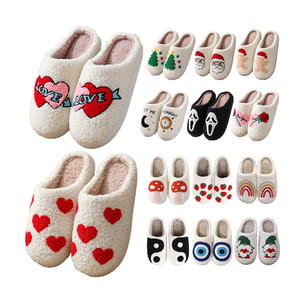 Femmes mauvais yeux fraise cerise champignon Yin Yang hiver floue mousse à mémoire chaud maison moelleux Couple pantoufles - Product Image 2