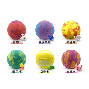Bombes de <span class=keywords><strong>bain</strong></span> moussantes véganes bio pour enfants avec jouet surprise à l'intérieur, bulles riches, anniversaire, vente en gros, fabricant OEM - Product Image 4