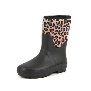 Bottes de <span class=keywords><strong>pluie</strong></span> en caoutchouc chaudes personnalisées pour hommes adultes chaussures de pêche à la pataugeoire antidérapantes pour l'extérieur - Product Image 1