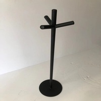 Table d'appoint avec porte-manteau sur pied, gain de place, mini porte-manteau avec 3 crochets