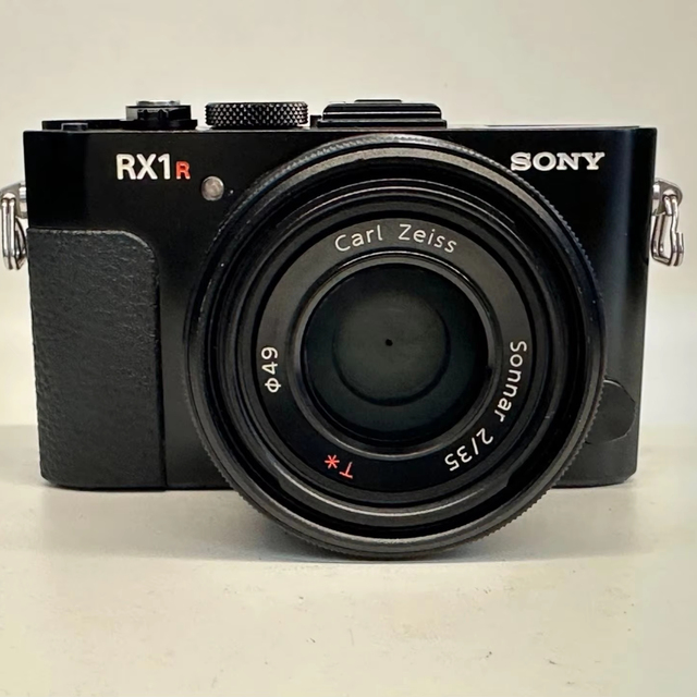 Original Sonys Cyber-shot DSC-RX1R Full-frame Compact Camera