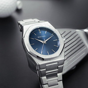 Reloj de Lujo para Hombre 2026 - Reloj de Pulsera Luminoso e Impermeable, Correa de Acero de Titanio, Diseño Ligero, Venta al Por Mayor - Product Image 2