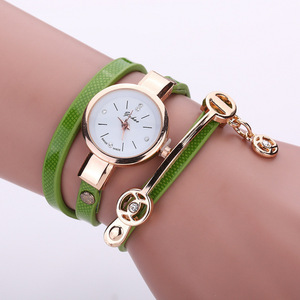 Reloj de pulsera con incrustaciones de diamantes, reloj popular de versión coreana para mujeres europeas y americanas - Product Image 3