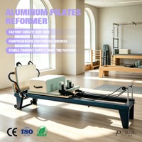 Tempat Tidur Reformer Pilates Aluminium Peralatan Reformer Pilates Profesional untuk Studio Pilates dan Latihan di Gym