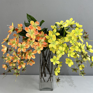 <span class=keywords><strong>Fleur</strong></span> <span class=keywords><strong>de</strong></span> <span class=keywords><strong>jasmin</strong></span> décorative intérieure réaliste <span class=keywords><strong>fleur</strong></span> artificielle fleurs <span class=keywords><strong>de</strong></span> simulation suspendues pour la décoration <span class=keywords><strong>de</strong></span> mariage - Product Image 4