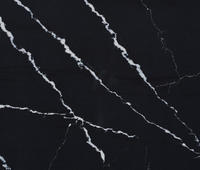Dalles de quartz économiques 3200x1600mm, approvisionnement en gros avec une énorme réduction pour les projets de comptoirs de cuisine d'appartements neufs