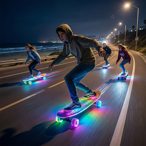 สเก็ตบอร์ดแบบมีไฟ LED หลายดวง ล้อเรืองแสง สำหรับขายส่ง พร้อมใช้งาน - Product Image 2