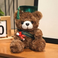 En gros Ours en peluche en coton PP super doux de 7 pouces avec chapeau de docteur, cadeau de remise de diplôme, jouet de bureau apaisant