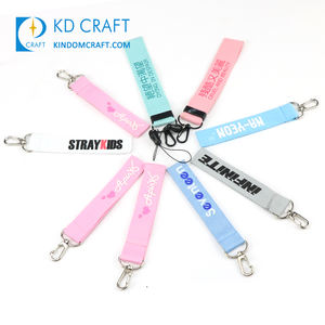 <span class=keywords><strong>Lanyard</strong></span> liefert Designer benutzer definierte rosa Marke Schlüssel anhänger Halter Armband Armband Brieftasche Nylon bunte Armband kurze <span class=keywords><strong>Lanyard</strong></span> Schlüssel bund - Product Image 3