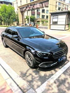 Voiture d'occasion <span class=keywords><strong>Mercedes</strong></span>-Benz E260L 2023 Classe <span class=keywords><strong>E</strong></span> 2.0T Turbo Berline de luxe à empattement long <span class=keywords><strong>Prix</strong></span> de gros - Product Image 2